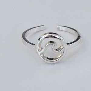 Wave-Textured Tarnish-Free Adjustable Ring